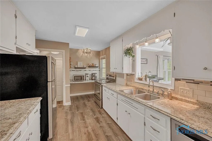 Building Photo - 2528 Aldringham Rd