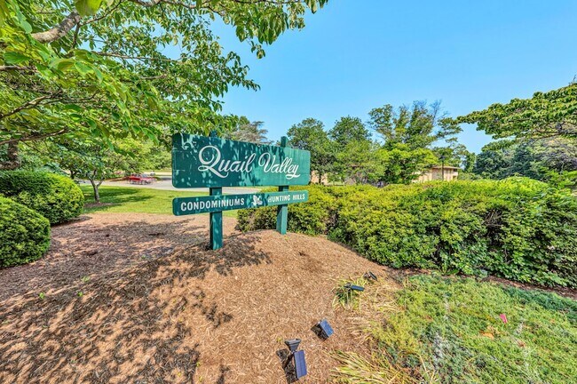 Building Photo - 5260 Crossbow Cir