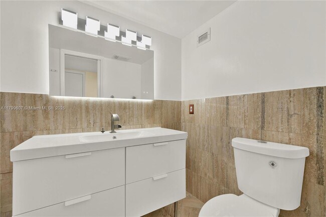 Building Photo - 2750 NE 183rd St