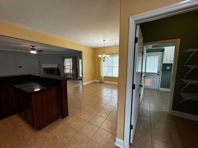 Building Photo - Near Redstone Arsenal Gate 1 with fence, storm shelter and AMAZING spa shower in primary suite