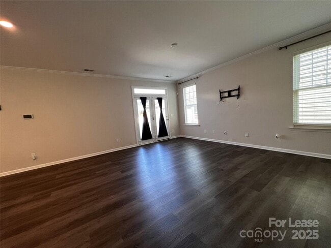 Building Photo - 108 Keats Aly