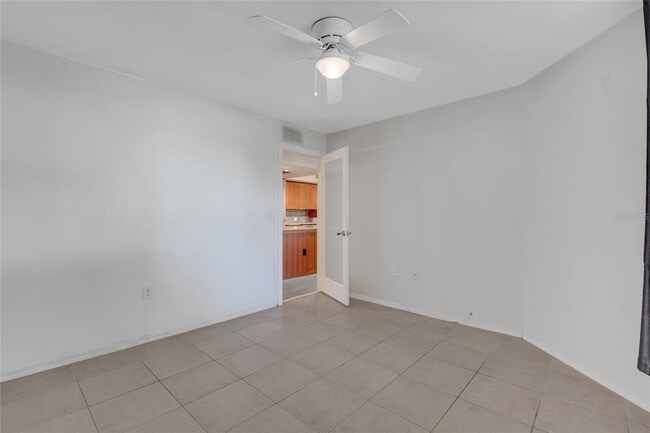 Building Photo - 3034 Parkway Blvd