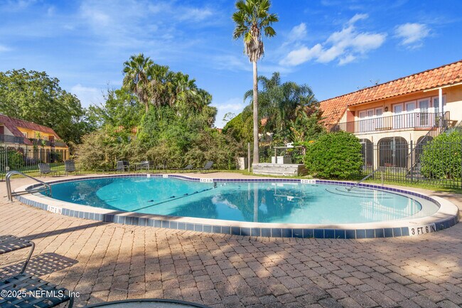 Building Photo - 6655 Bell Tower Ct