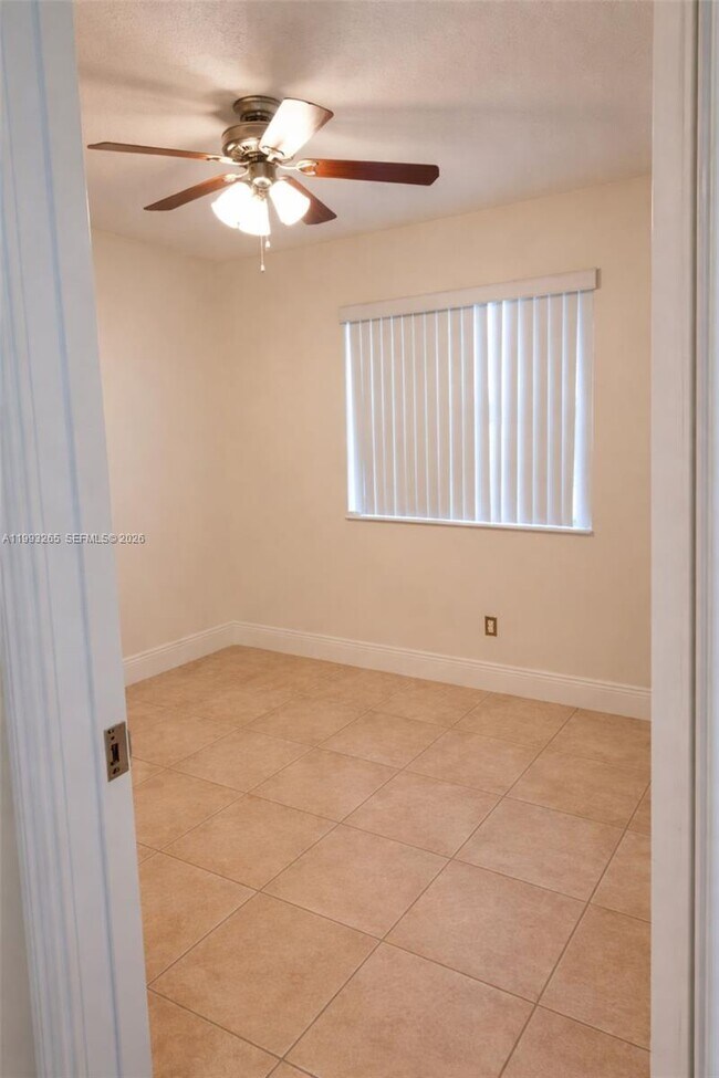 Building Photo - 3748 N University Dr