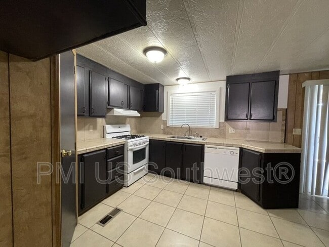 Building Photo - 4443 Puerto Verde Dr