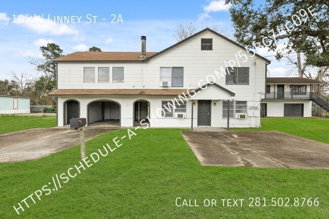 Primary Photo - 105 W Linney St