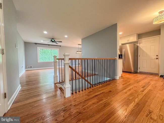 Building Photo - 2396 Mizzen Pl