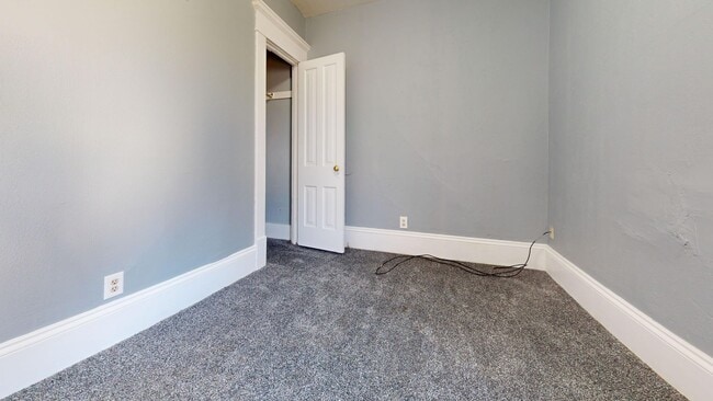 Building Photo - Coming soon--3 bedroom in Mansfield, small...