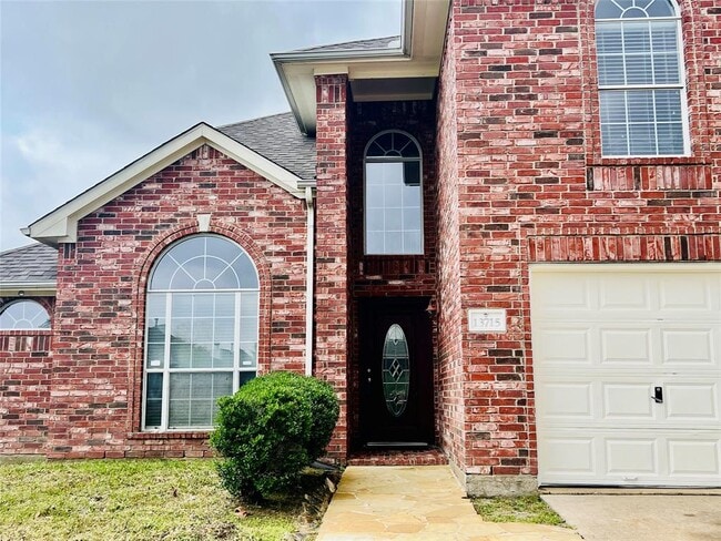 Building Photo - 13715 Branford Greens Dr