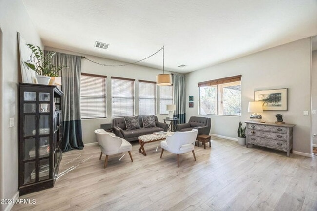 Building Photo - 18225 W Paseo Way