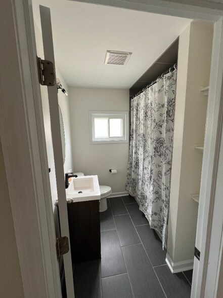 Building Photo - 23124 Grove St