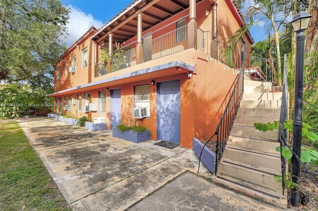 Building Photo - 12287 NE 7th Ave