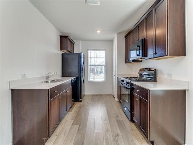 Building Photo - 3112 Coyote Way