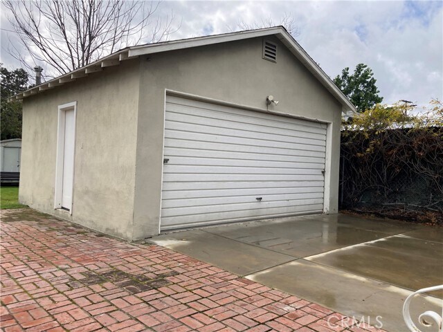 Building Photo - 13958 Sylvan St