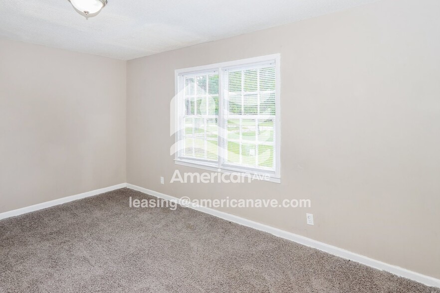 Building Photo - 5517 Janeru Cir