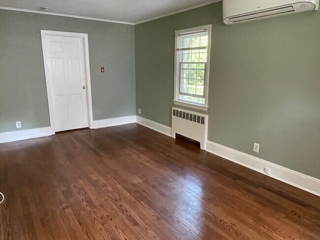 Building Photo - 15A Cherry Ln