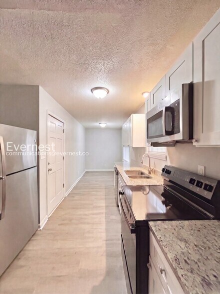 Building Photo - 4365 Stonewall Tell Rd