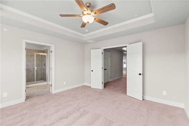 Building Photo - 360 Cherryhill Ln