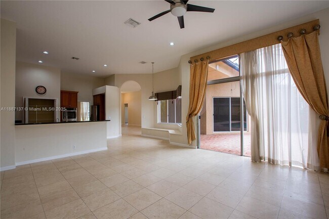 Building Photo - 18520 SW 39th St