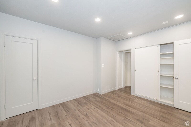 Building Photo - 561 N Beverly Ave