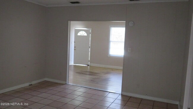 Building Photo - 4566 Plymouth St