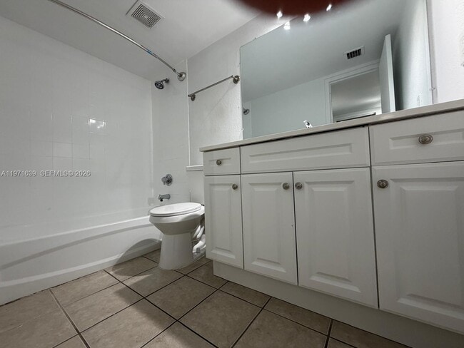 Building Photo - 5102 NW 79th Ave