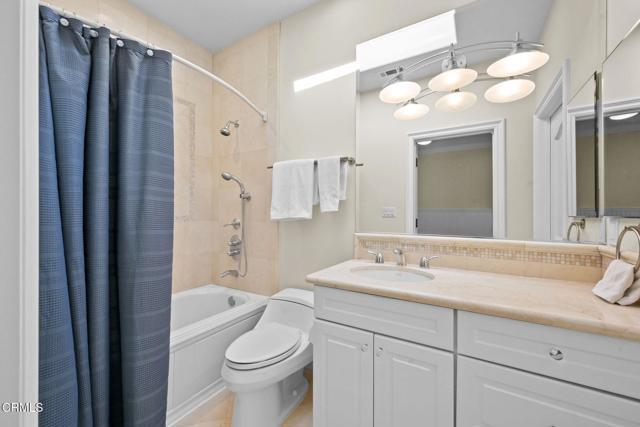 Building Photo - 3263 New York Dr