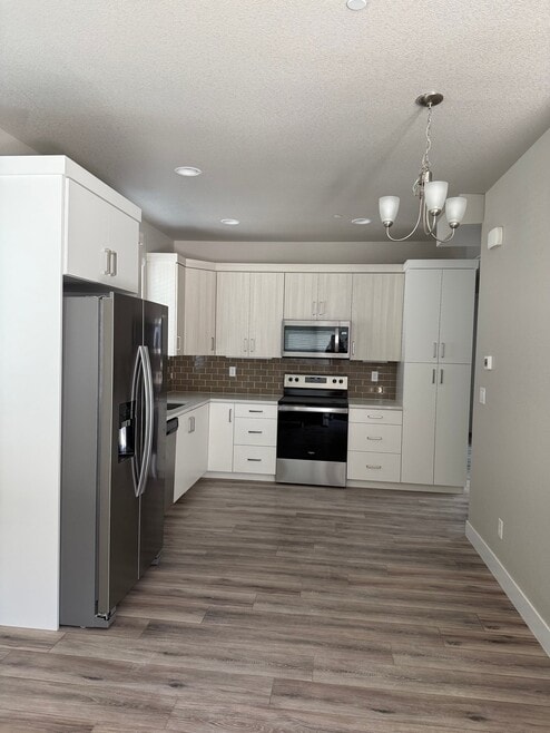 Building Photo - 837 Cherokee Dr