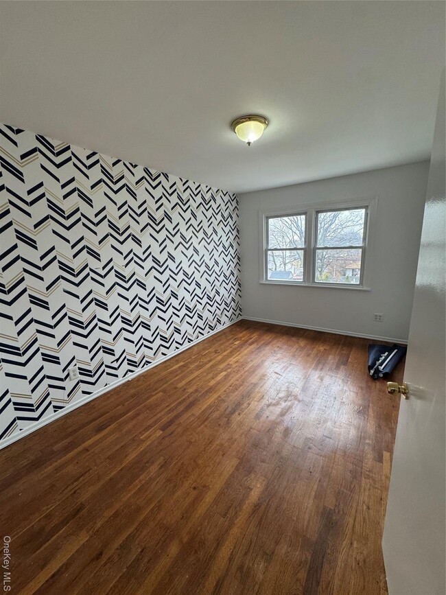 Building Photo - 144-05 21st Ave