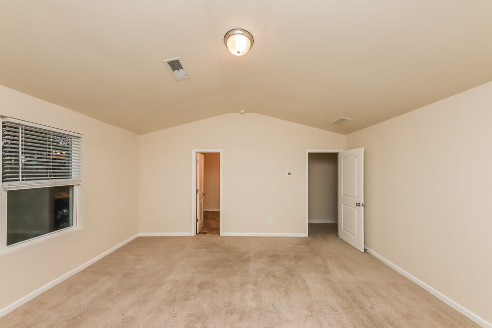 Building Photo - 329 Freeman Cir