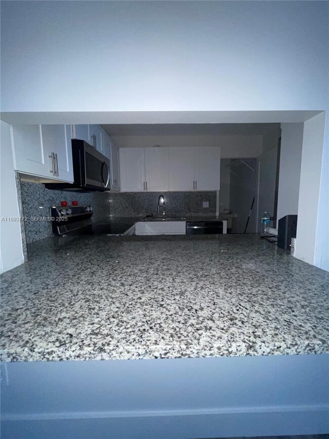 Building Photo - 4300 Landar Dr