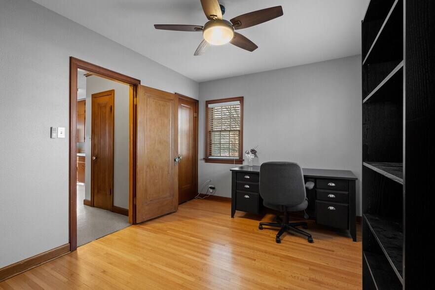 Building Photo - 1109 3rd St NW