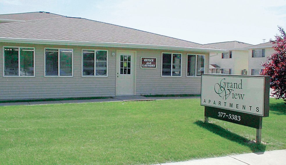 Grand View Apartments 1241 Grand Ave Marion IA 52302 Apartment Finder