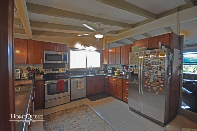 Building Photo - Kailua SFH in Kaelepulu School District 3/2+ Den, AC and Pet friendly!  $5250/mo