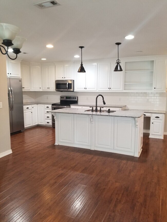 Building Photo - Gateway Subdivision, Enterprise, AL