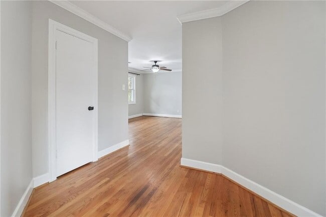 Building Photo - 2477 N Decatur Rd