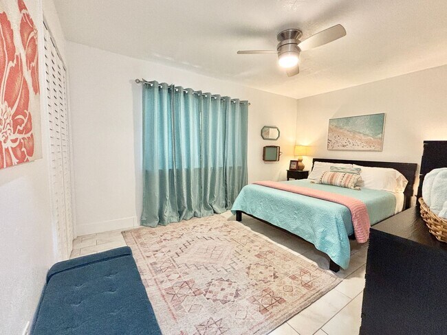 Building Photo - Monthly Rental -Melbourne Beach Condo -All 3 Peak Season Months Available Now!