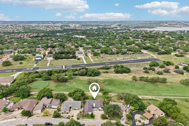 Building Photo - 730 Vanguard St