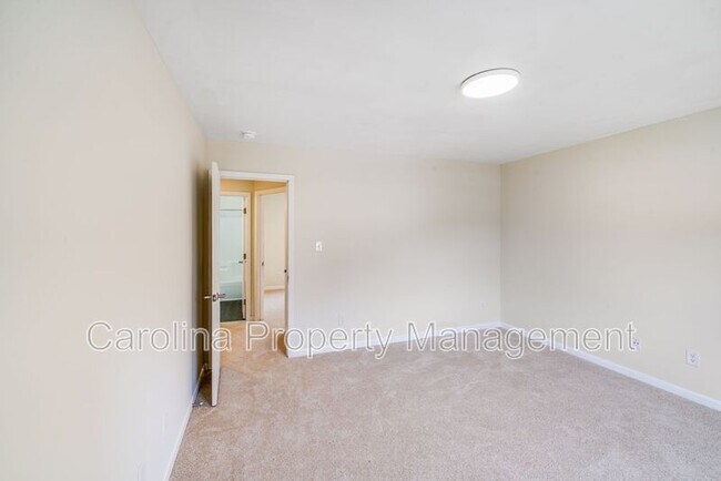 Building Photo - 3425 Anson St