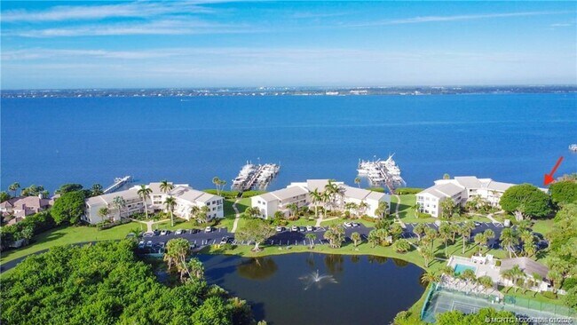 Building Photo - 2370 NE Ocean Blvd