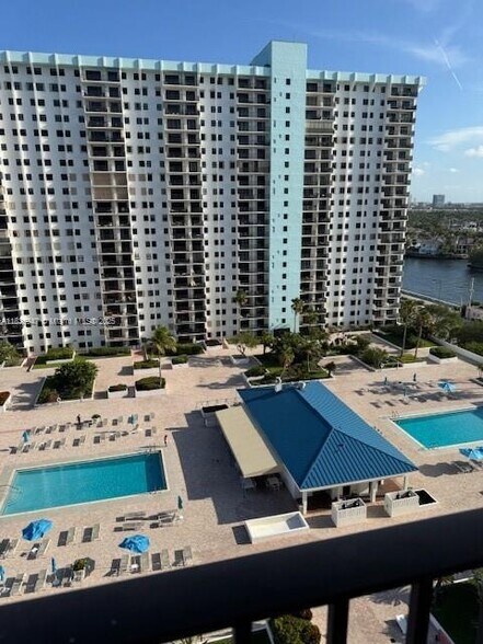 Primary Photo - 1201 S Ocean Dr