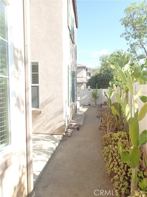 Building Photo - 27605 Chicory St