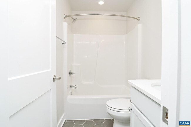 Building Photo - 952 Belvedere Way