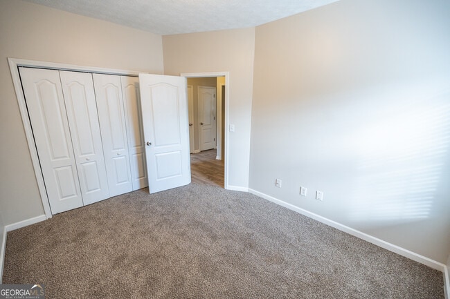 Building Photo - 609 Alyssa Dr