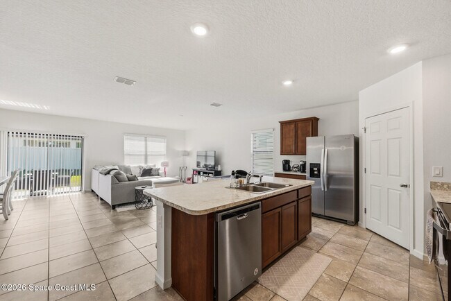 Building Photo - 4687 Magenta Isles Dr