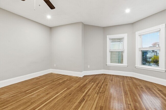 Building Photo - 43 Lonsdale St