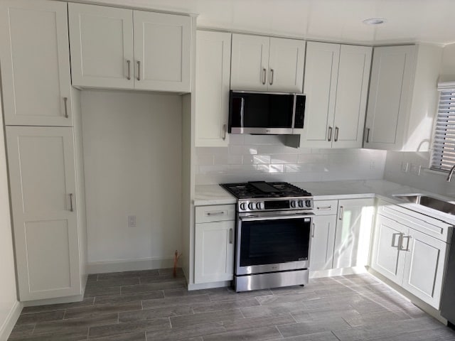 Building Photo - 275 Mesa Dr