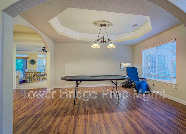 Building Photo - 1518 Southridge Ct