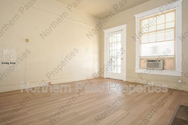 Building Photo - 1419 Wyoming Ave