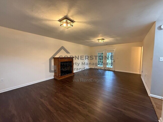 Building Photo - 4518 Lomond Cir